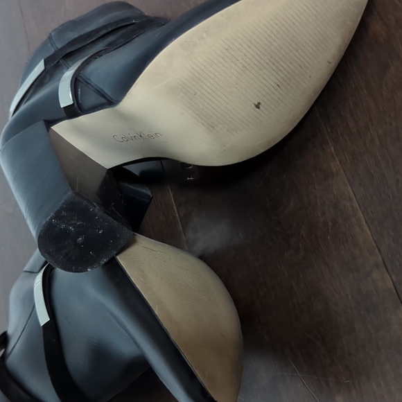 Calvin Klein heeled ankle boots size 7.5 - Picture 6 of 6